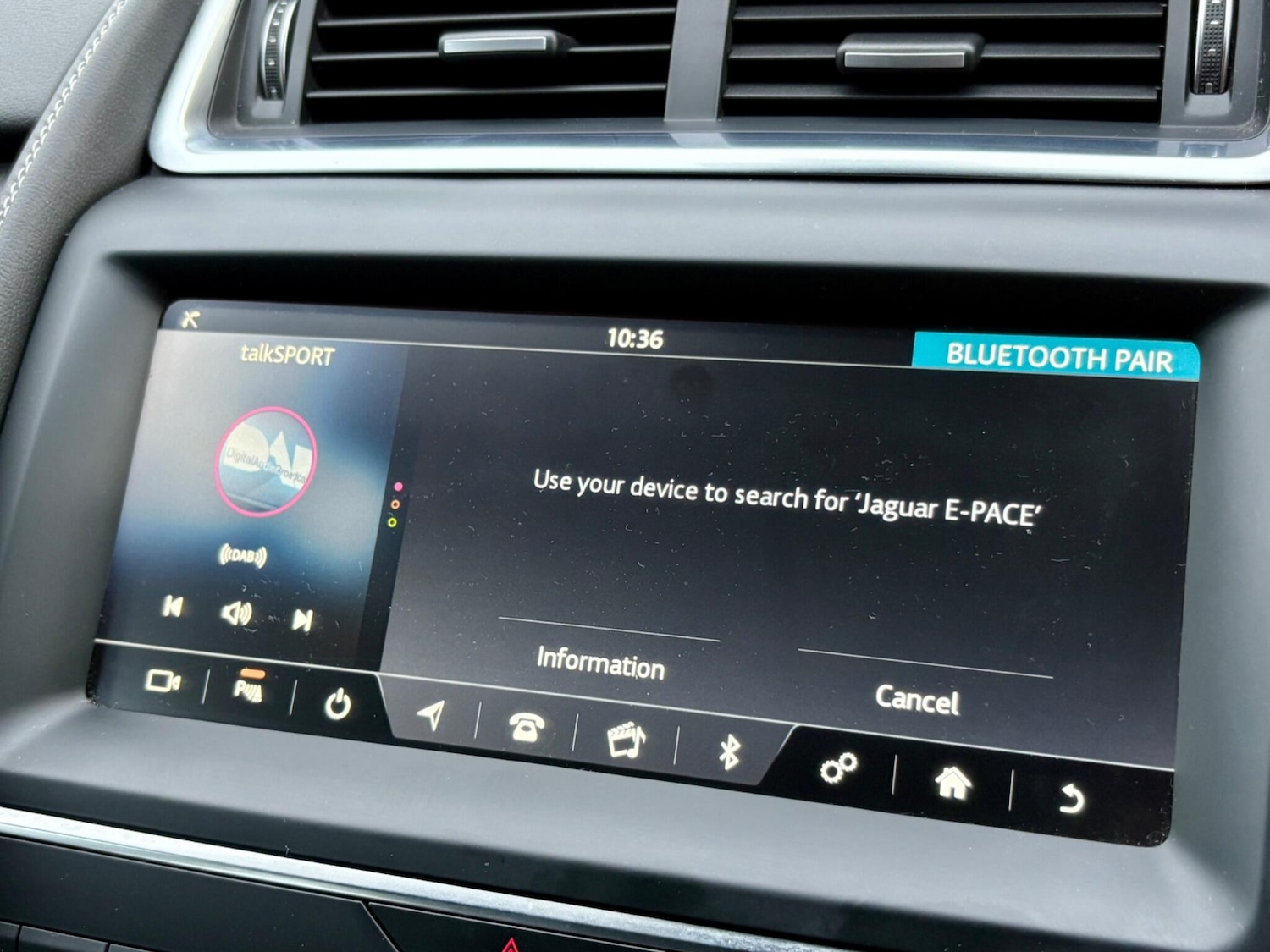 Used Jaguar E-Pace 2018 for sale - 76849707: Photo 53