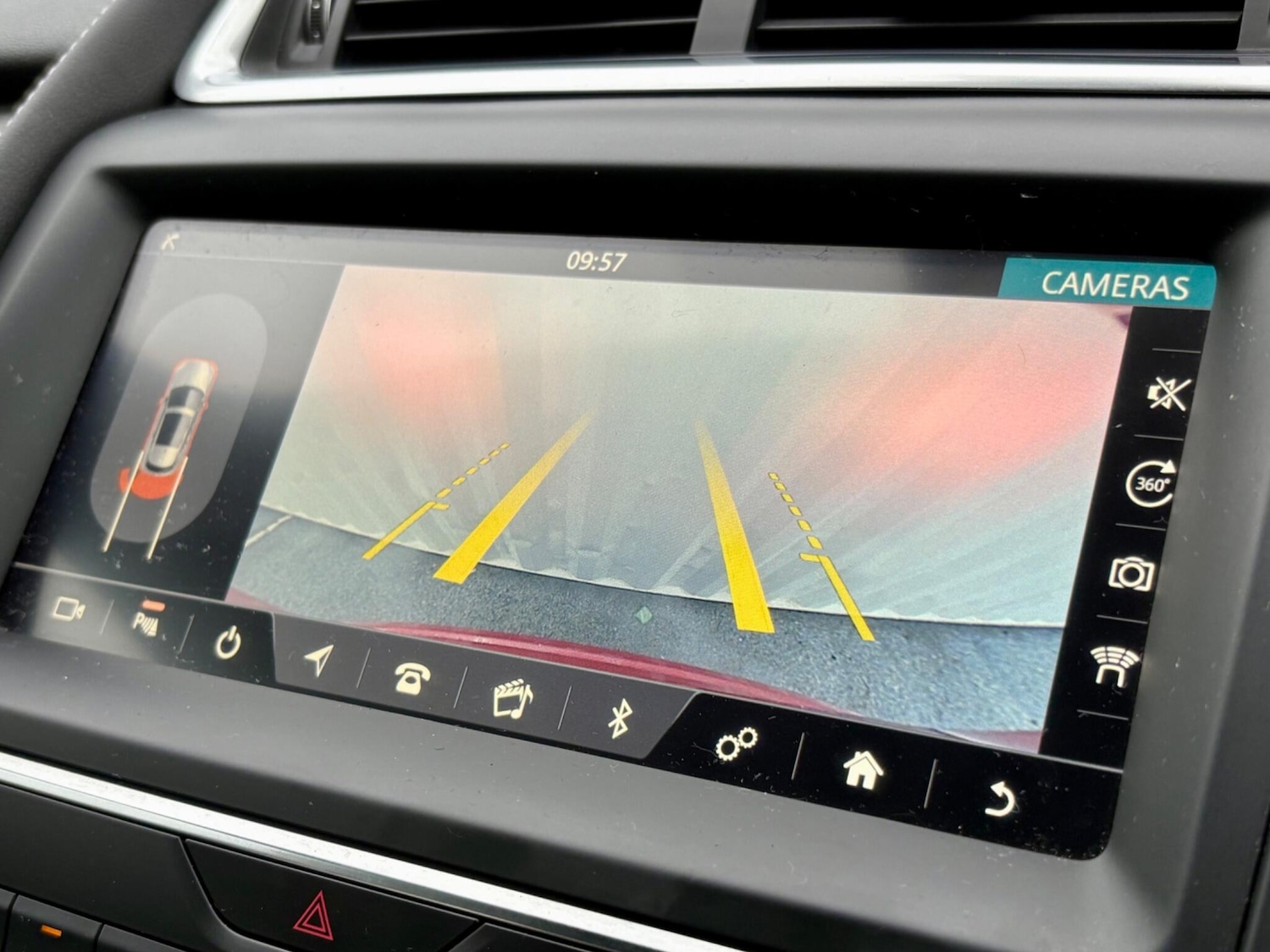 Used Jaguar E-Pace 2018 for sale - 76849707: Photo 57