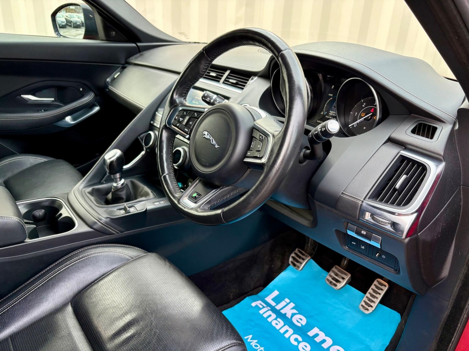 Used Jaguar E-Pace 2018 for sale - 76849707: Photo 6