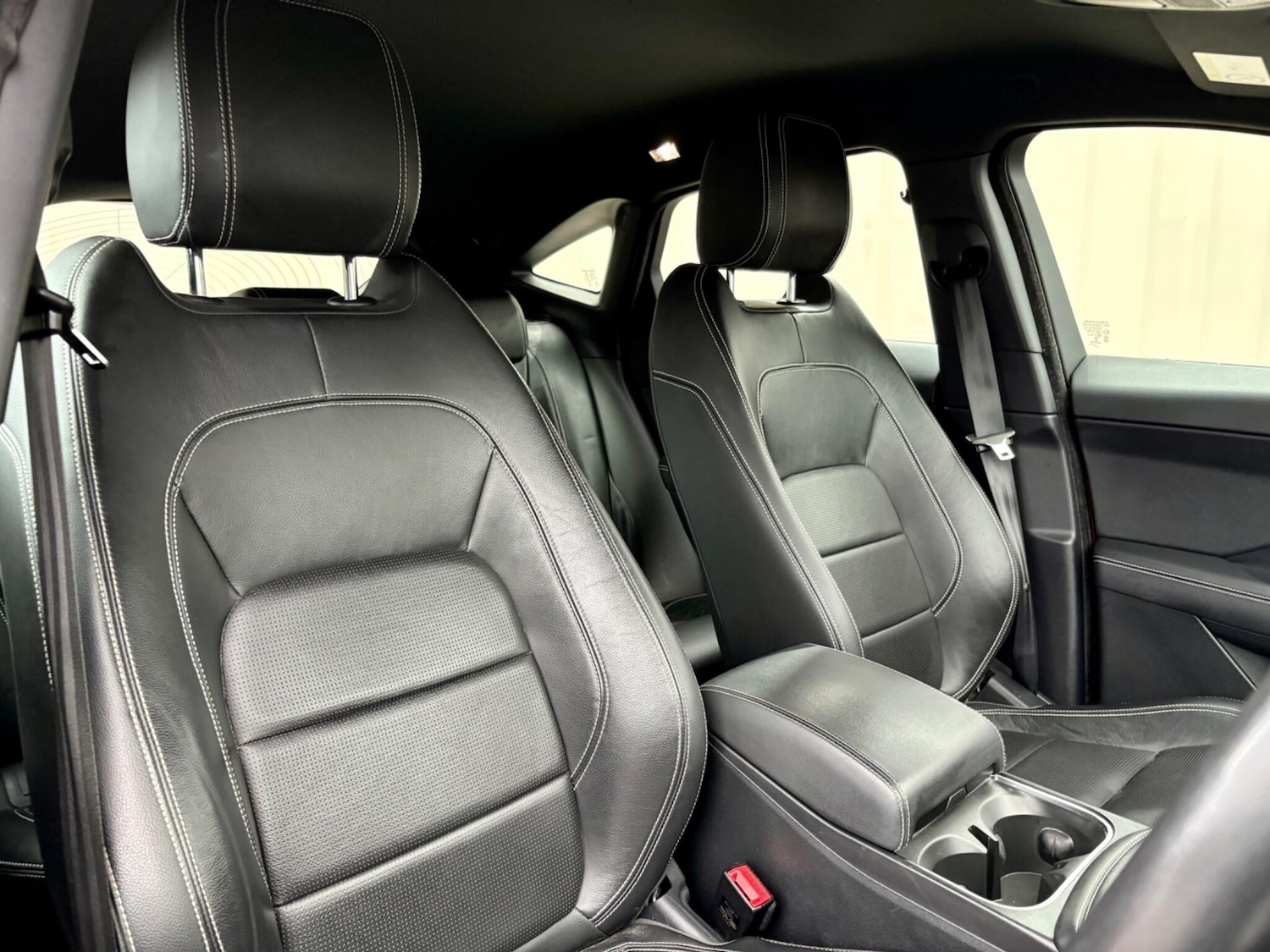 Used Jaguar E-Pace 2018 for sale - 76849707: Photo 7