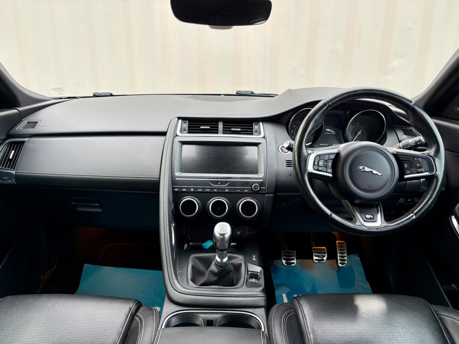 Used Jaguar E-Pace 2018 for sale - 76849707: Photo 9