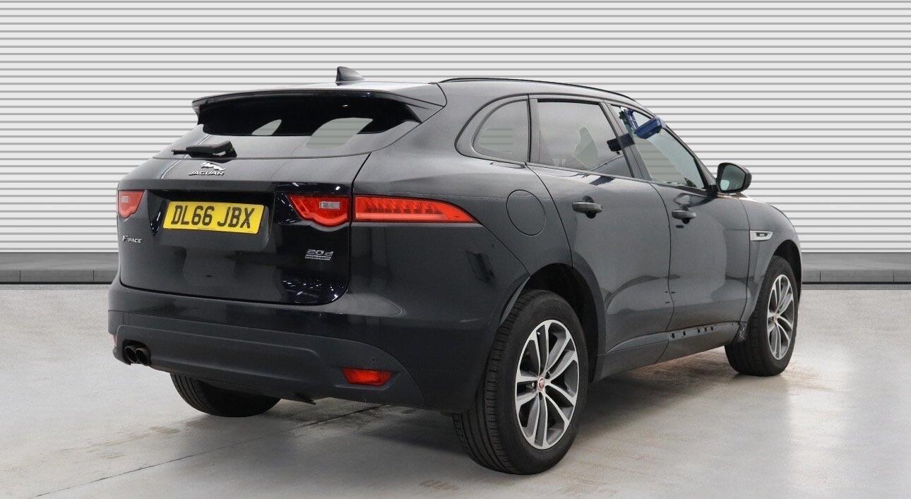 Used Jaguar F-Pace 2016 for sale - 76043212: Photo 2