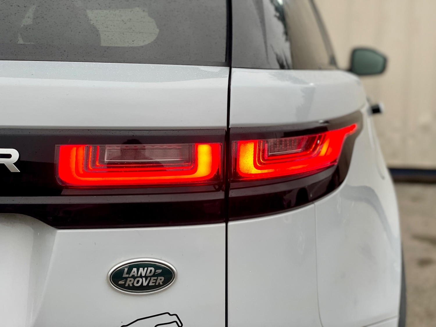 Used Land Rover Range Rover Velar 2017 for sale - 77670678: Photo 22