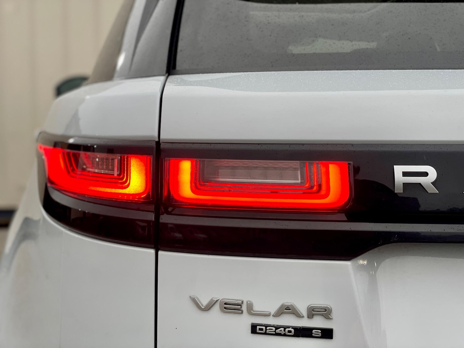 Used Land Rover Range Rover Velar 2017 for sale - 77670678: Photo 26