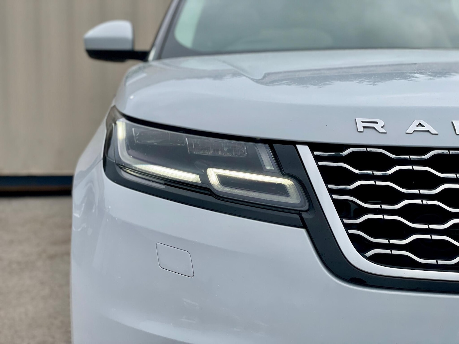 Used Land Rover Range Rover Velar 2017 for sale - 77670678: Photo 30