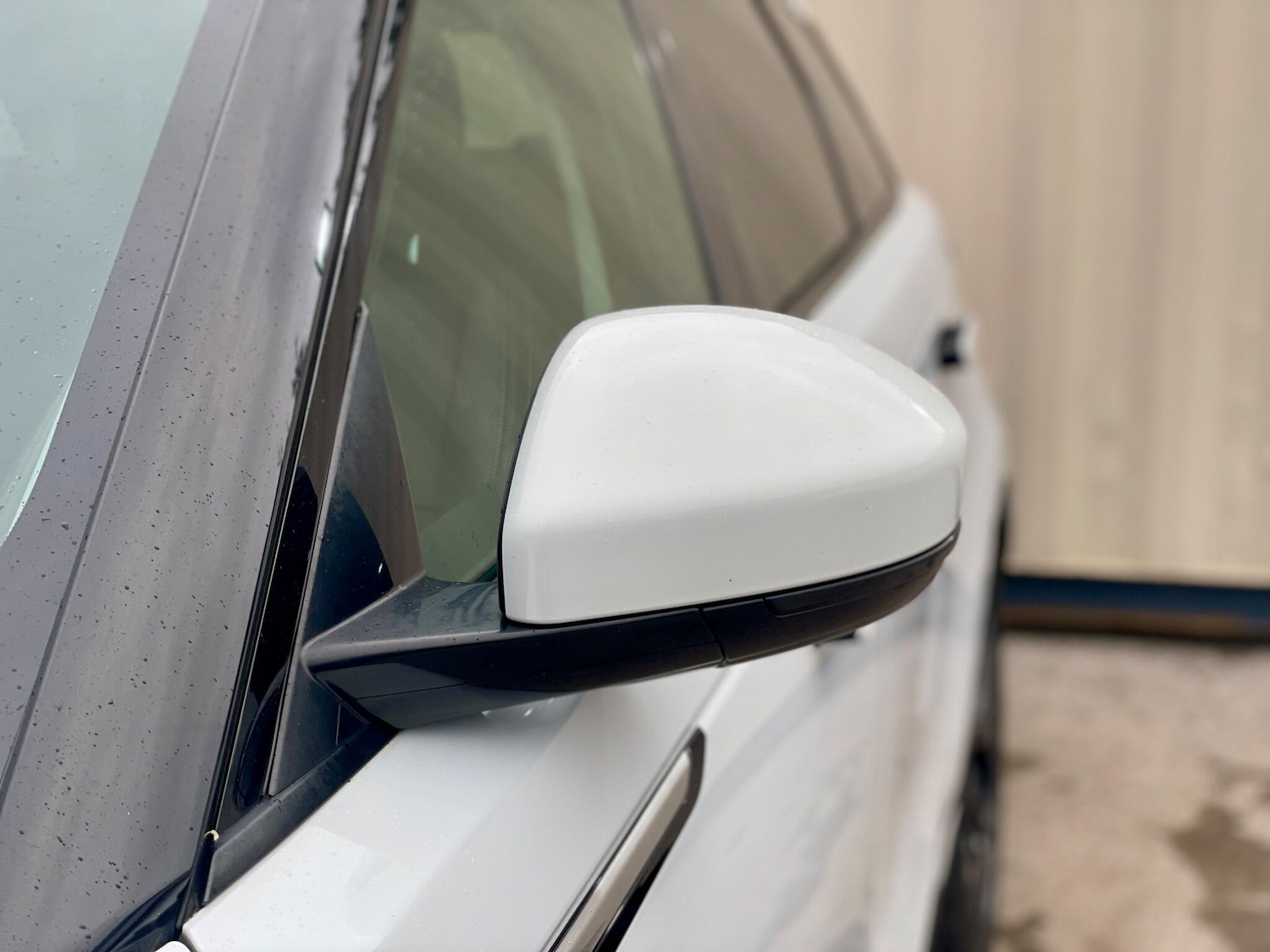 Used Land Rover Range Rover Velar 2017 for sale - 77670678: Photo 33