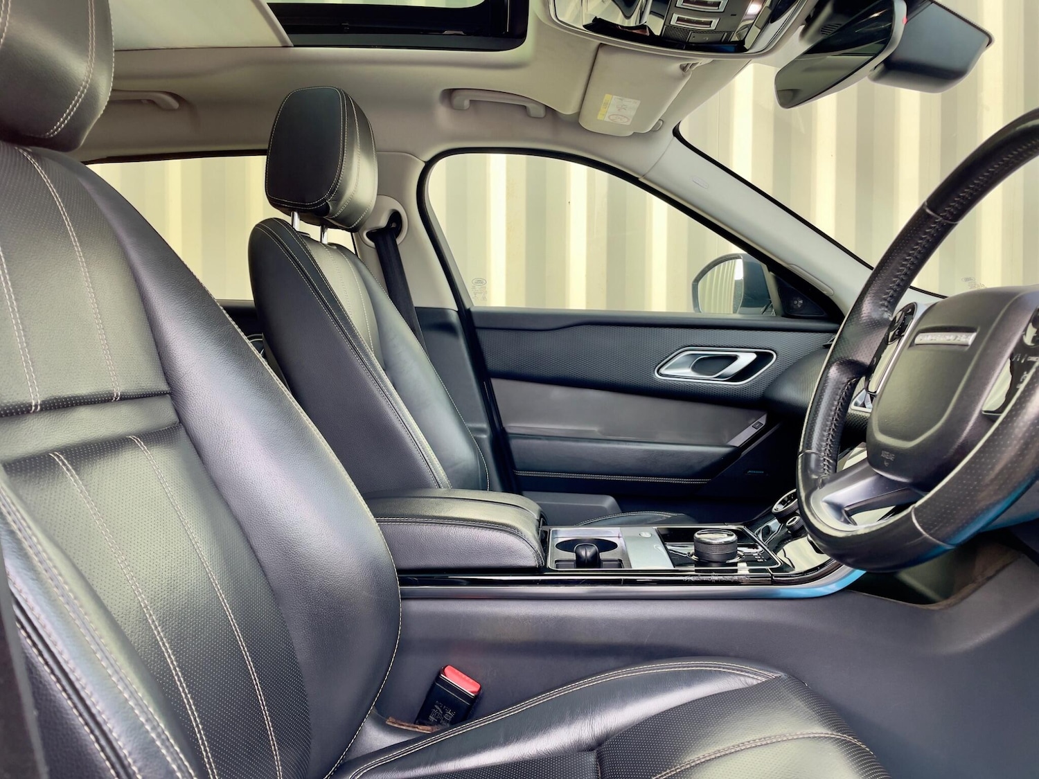 Used Land Rover Range Rover Velar 2017 for sale - 77670678: Photo 40