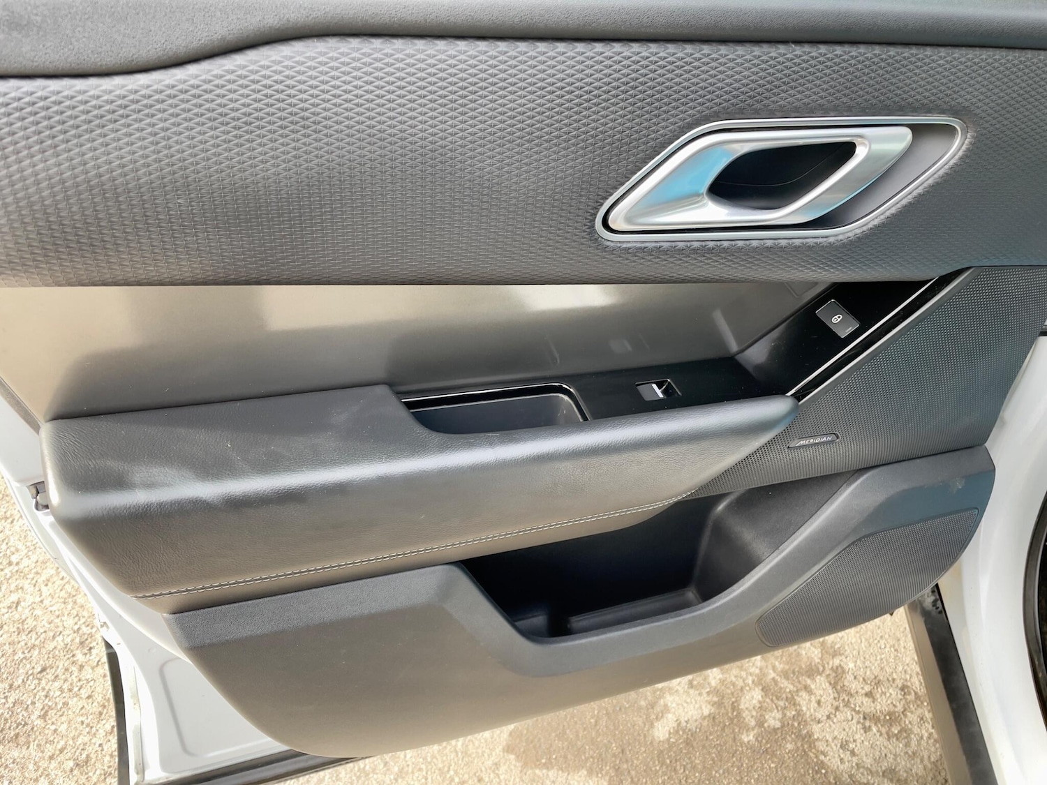 Used Land Rover Range Rover Velar 2017 for sale - 77670678: Photo 49