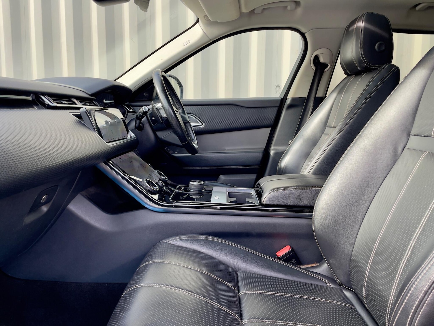 Used Land Rover Range Rover Velar 2017 for sale - 77670678: Photo 51