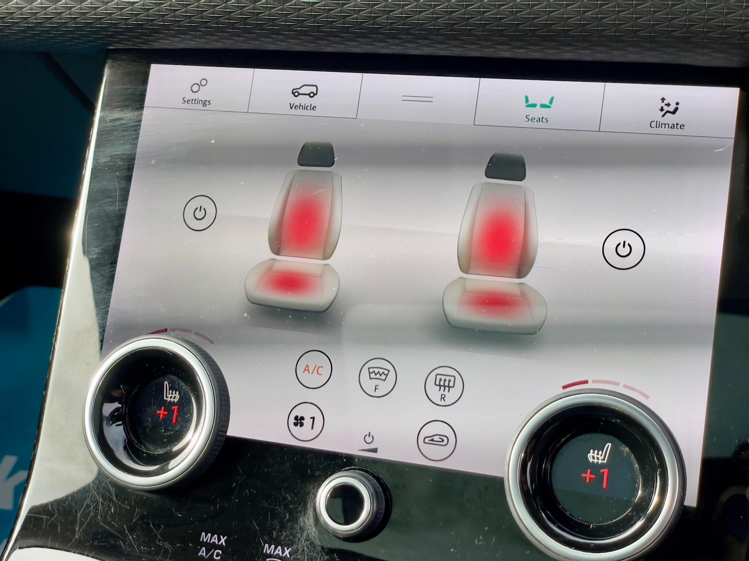 Used Land Rover Range Rover Velar 2017 for sale - 77670678: Photo 68