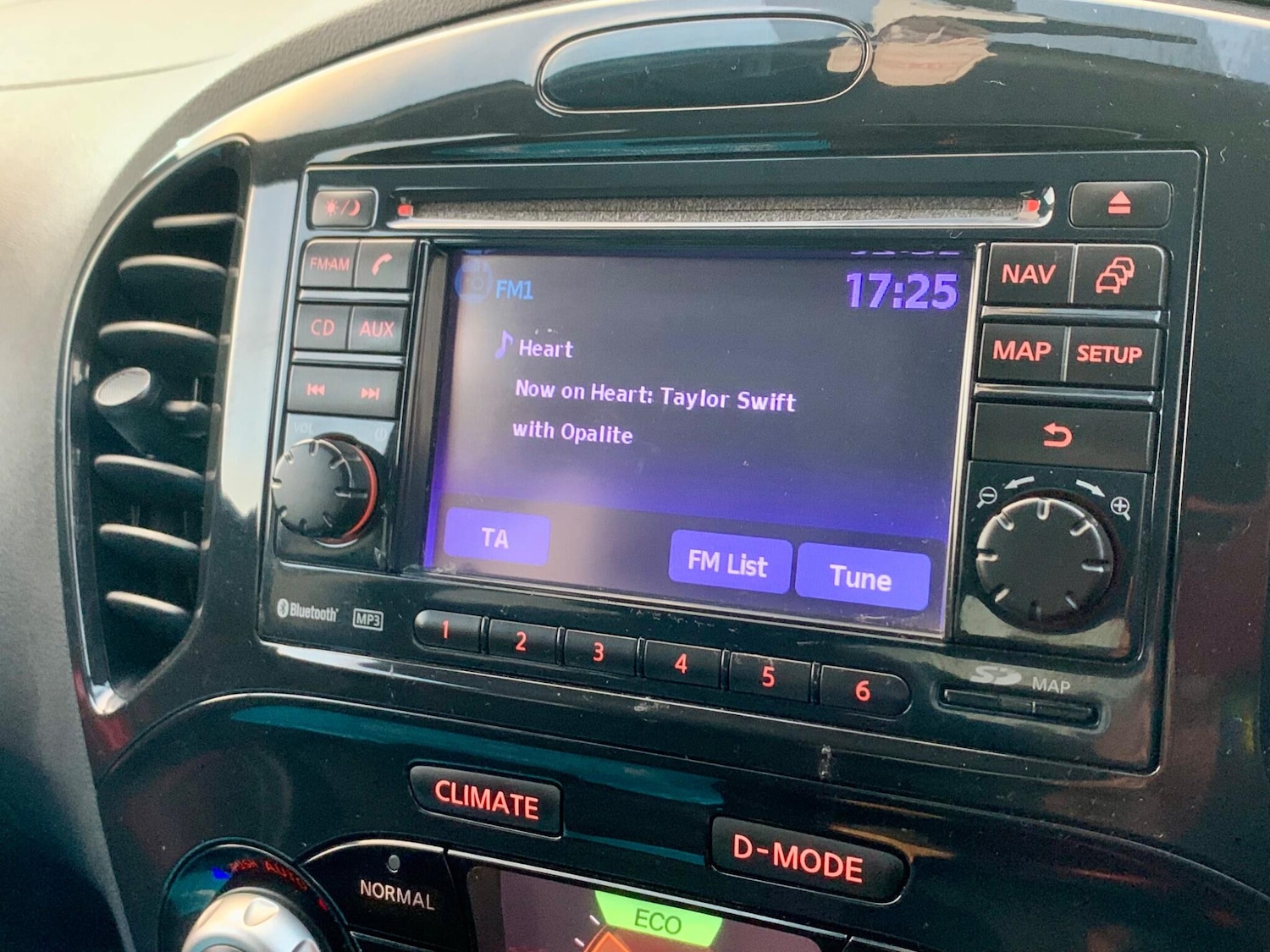 Used Nissan Juke 2012 for sale - 76472324: Photo 38