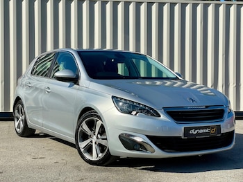 Used Peugeot 308 2015 for sale - 76123070: Photo