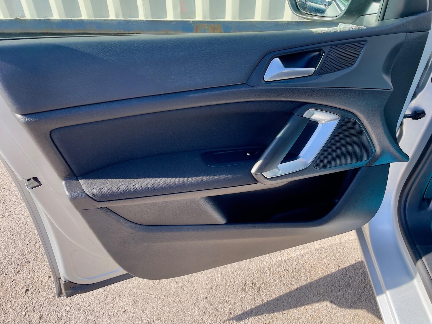 Used Peugeot 308 2015 for sale - 76123070: Photo 40