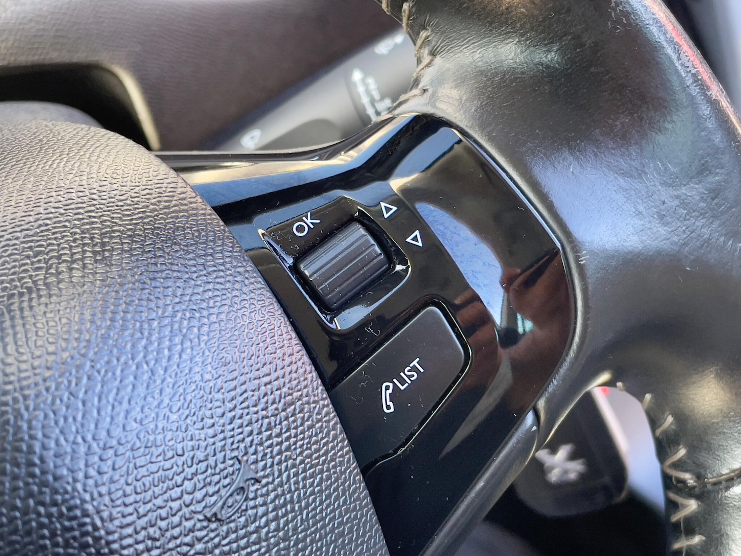 Used Peugeot 308 2015 for sale - 76123070: Photo 45