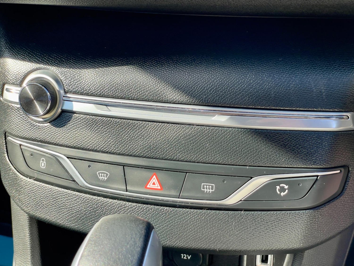 Used Peugeot 308 2015 for sale - 76123070: Photo 54