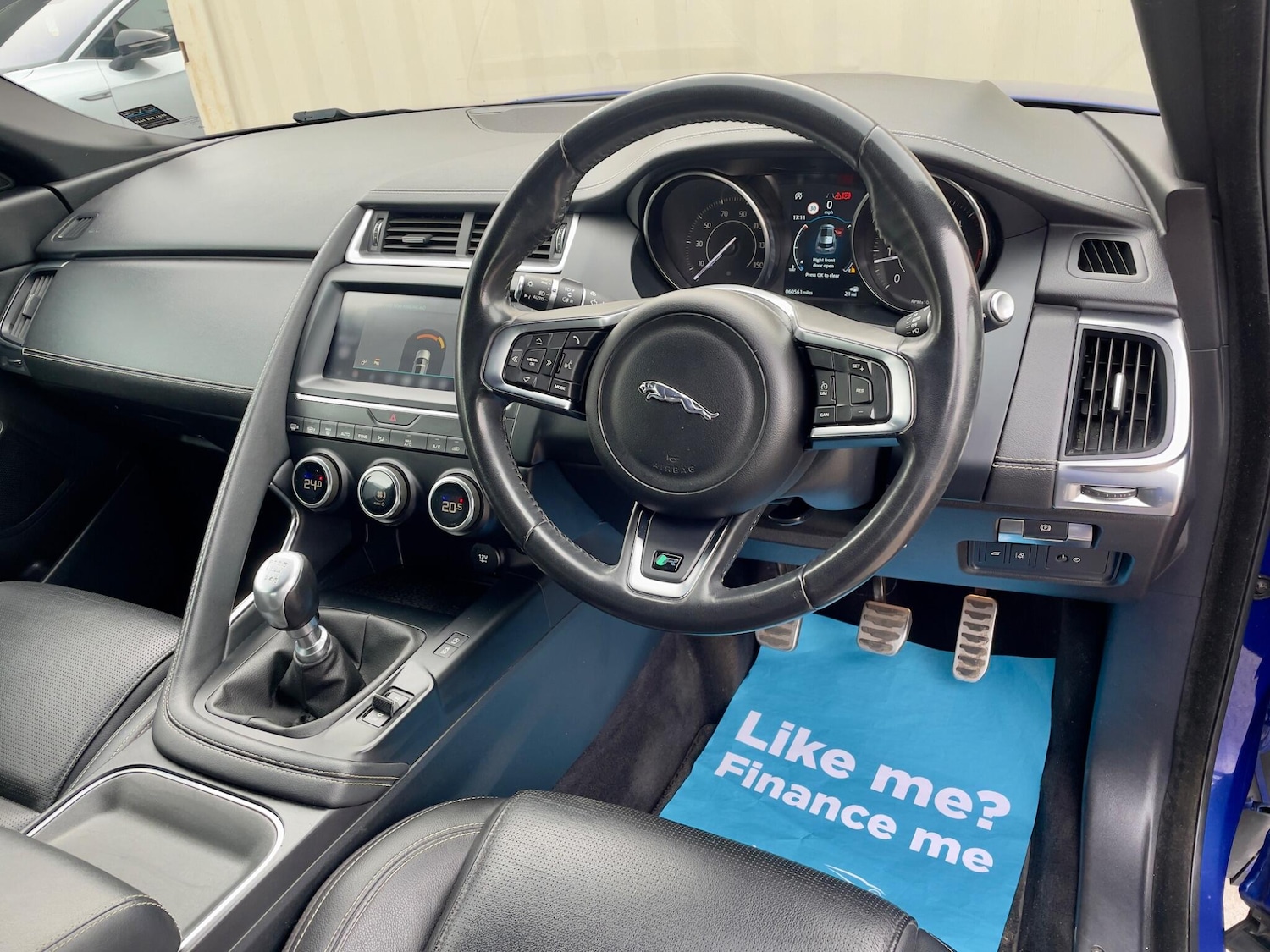 Used Jaguar E-Pace 2019 for sale - 78128215: Photo 6