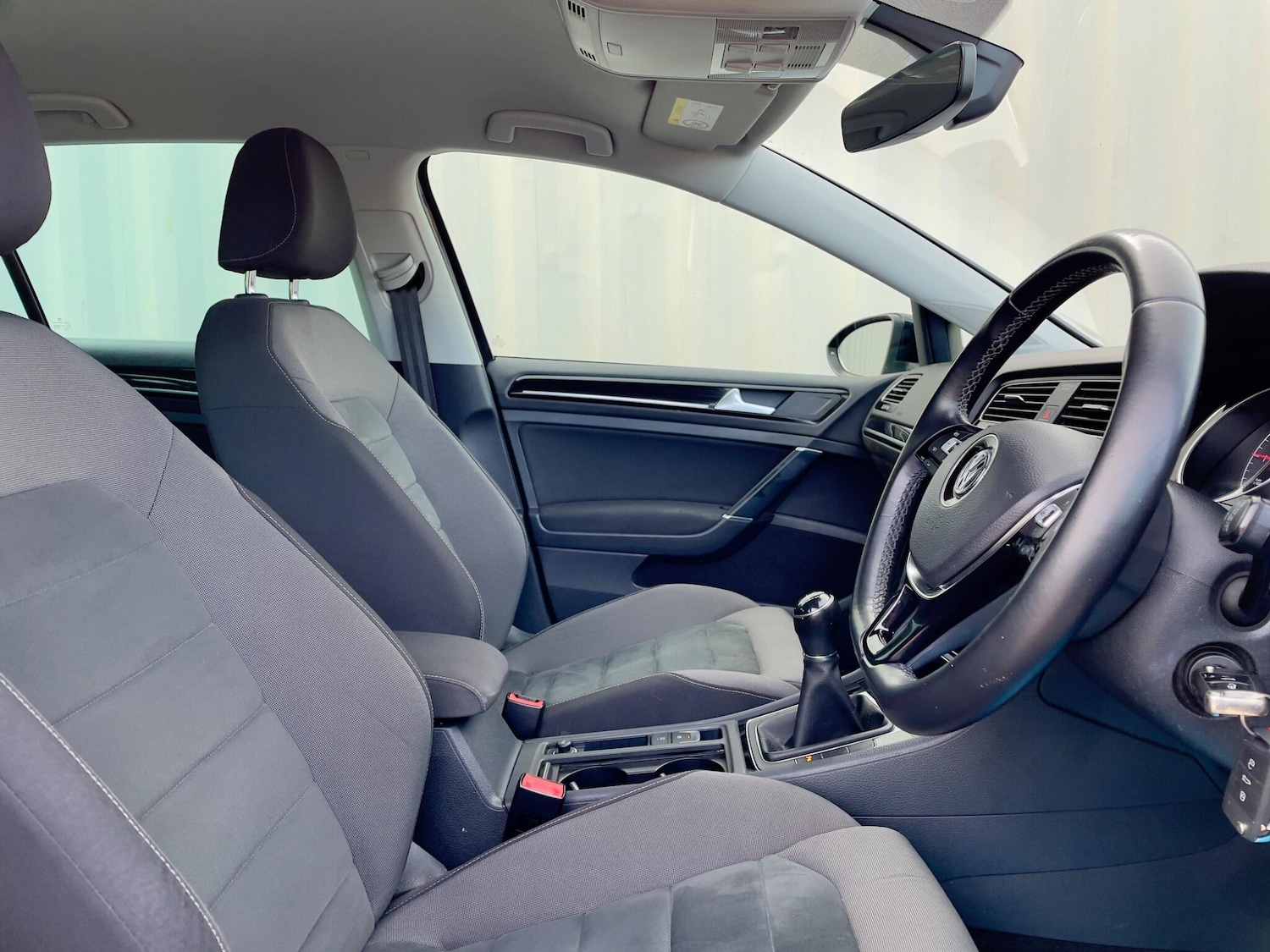 Used Volkswagen Golf 2018 for sale - 77559233: Photo 37