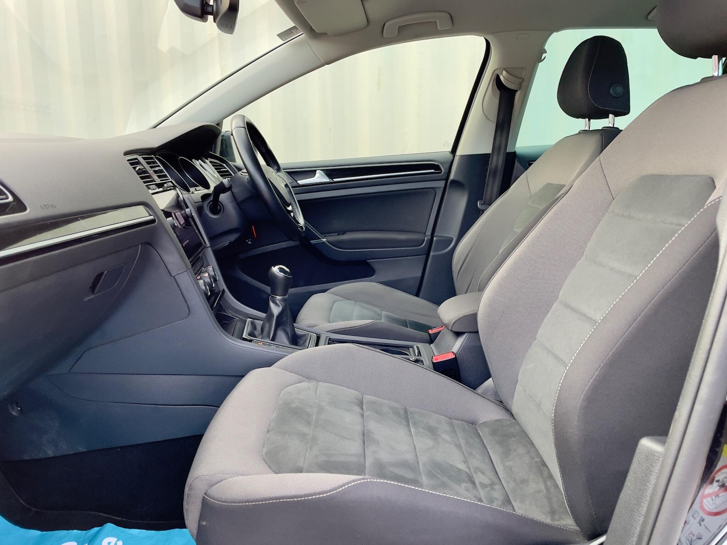 Used Volkswagen Golf 2018 for sale - 77559233: Photo 46