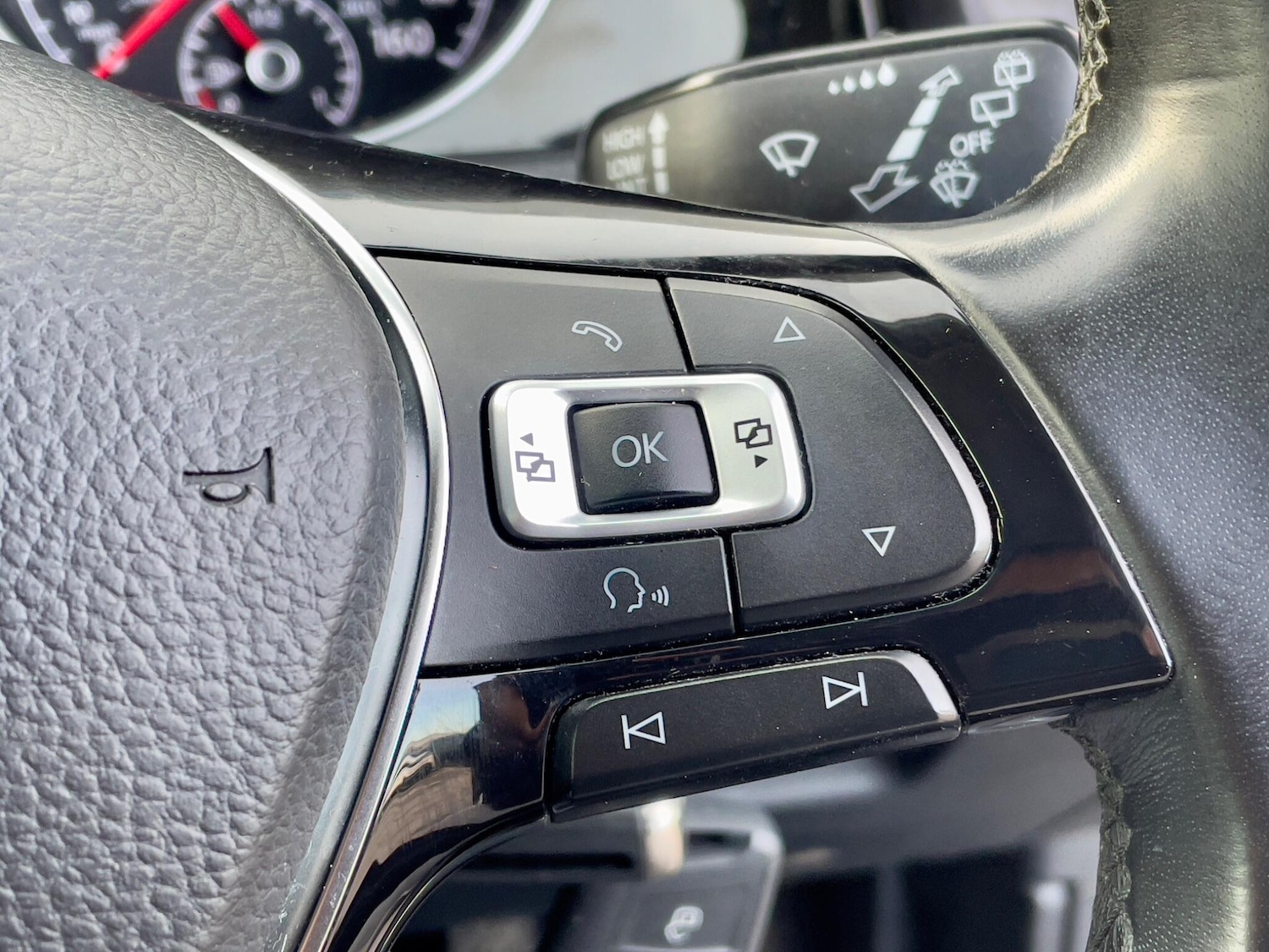 Used Volkswagen Golf 2018 for sale - 77559233: Photo 49