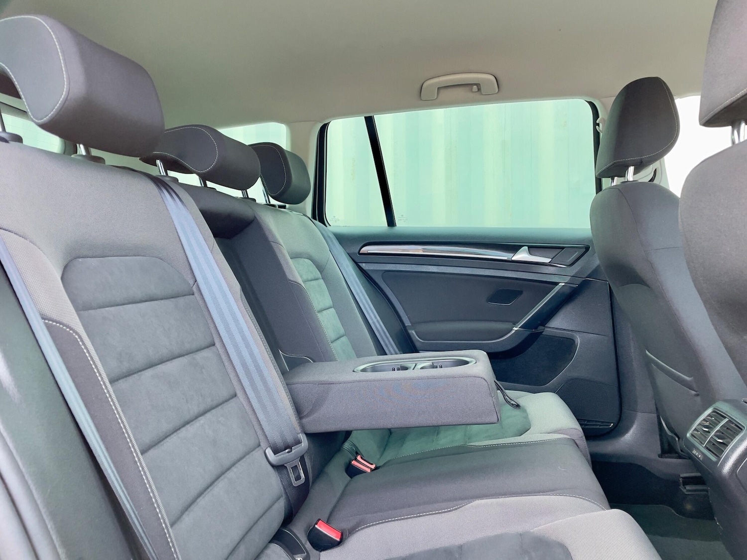 Used Volkswagen Golf 2018 for sale - 77559233: Photo 8