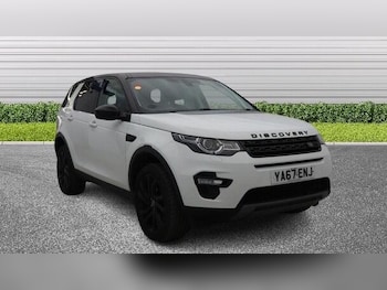 Used Land Rover Discovery Sport 2017 for sale - 79317268: Photo