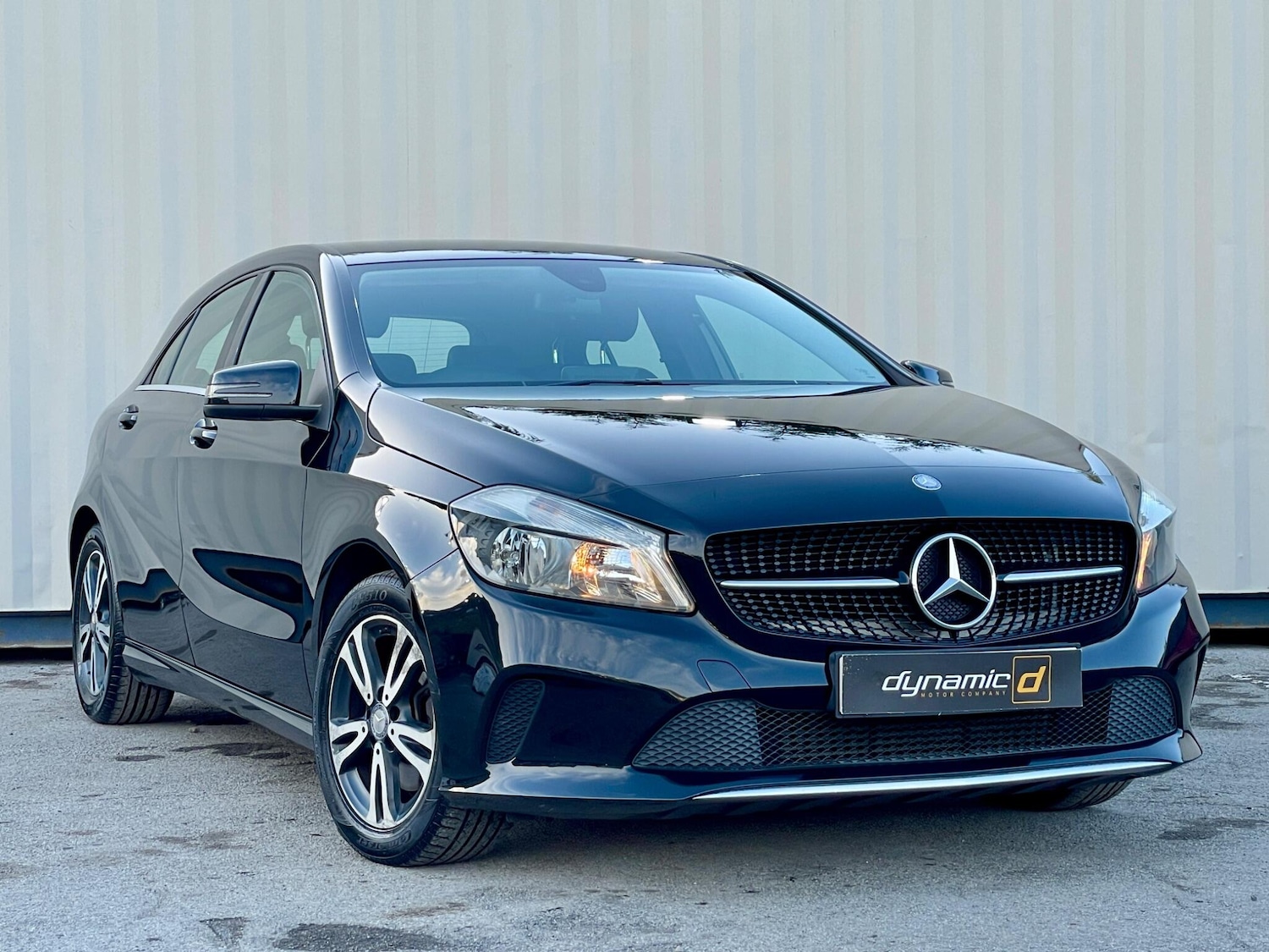 Used Mercedes-Benz A-Class 2016 for sale - 76991639: Photo 2
