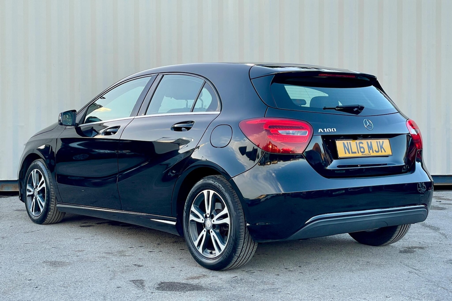 Used Mercedes-Benz A-Class 2016 for sale - 76991639: Photo 5