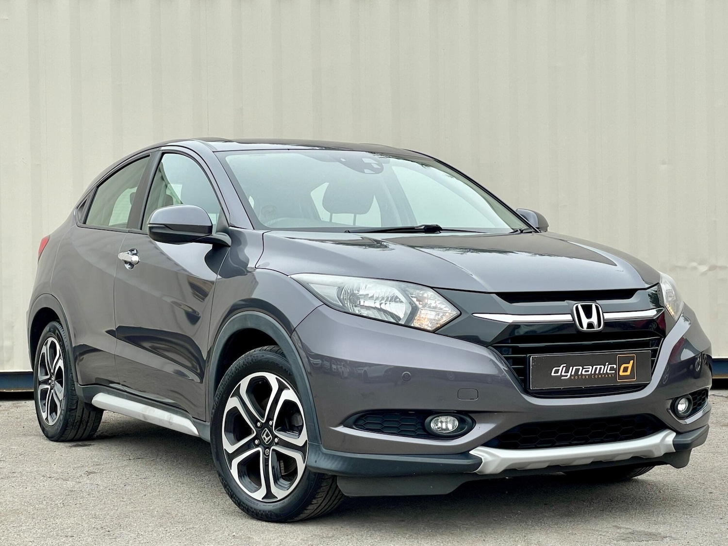 Used Honda HR-V 2016 for sale - 76294578: Photo 2