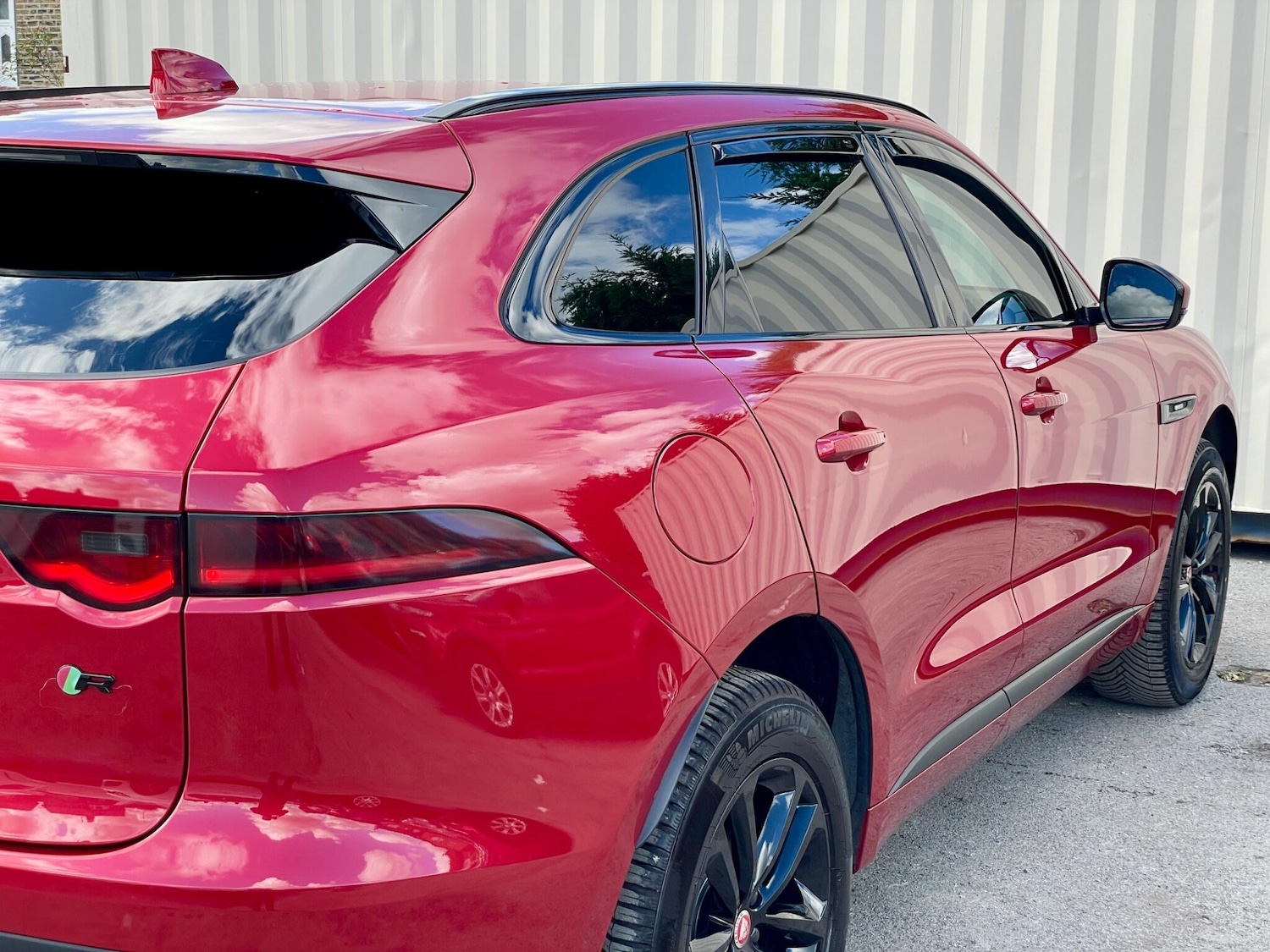 Used Jaguar F-Pace 2017 for sale - 76059322: Photo 13