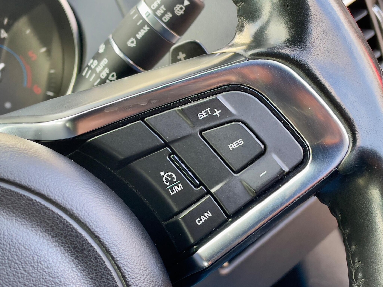 Used Jaguar F-Pace 2017 for sale - 76059322: Photo 49