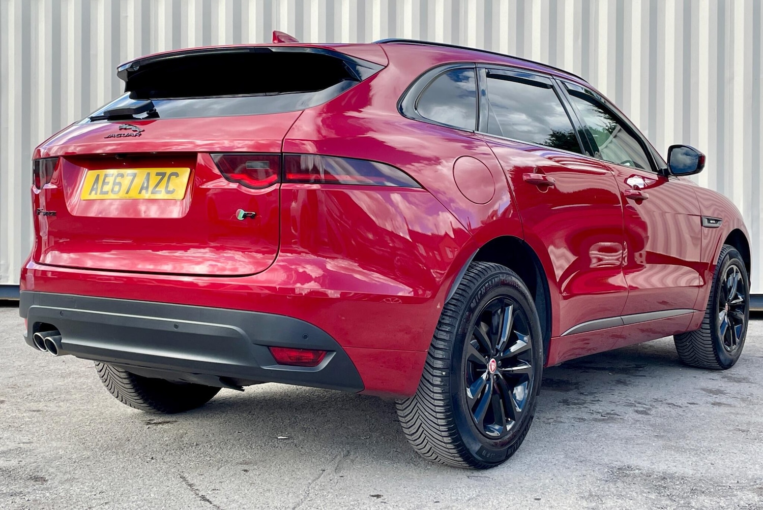Used Jaguar F-Pace 2017 for sale - 76059322: Photo 5