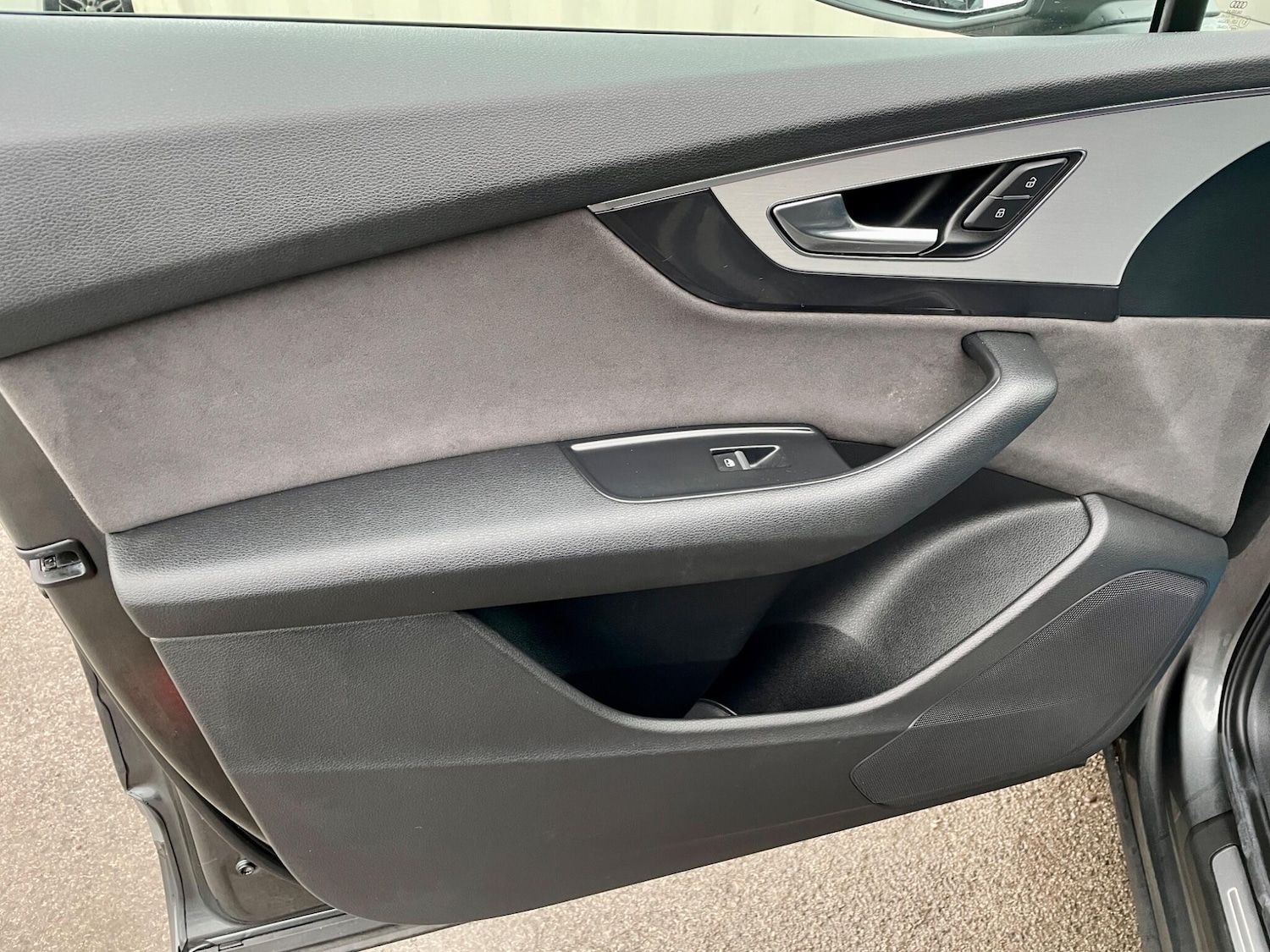 Used Audi Q7 for sale - 76728140: Photo 46