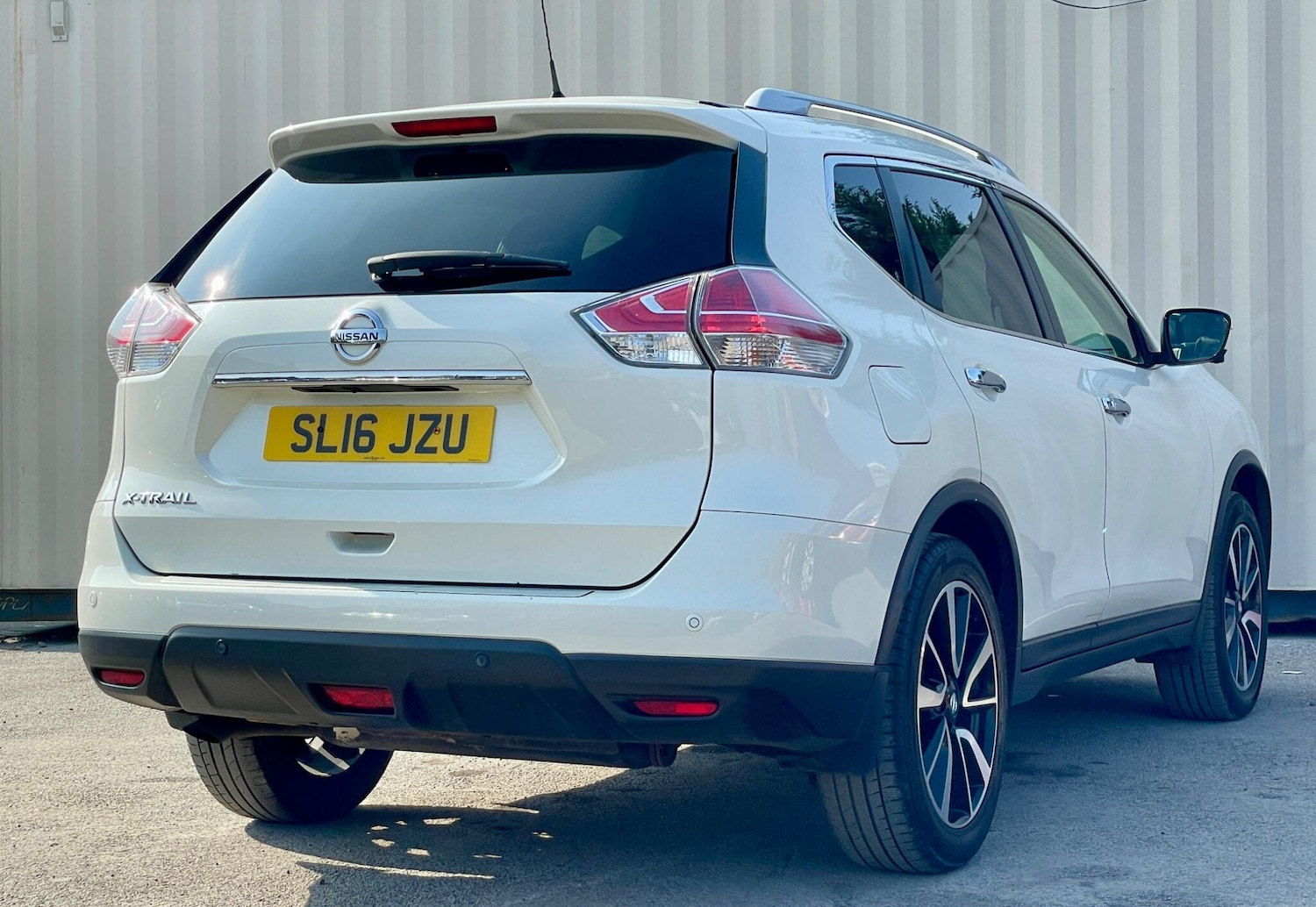 Used Nissan X-Trail for sale - 77993709: Photo 4