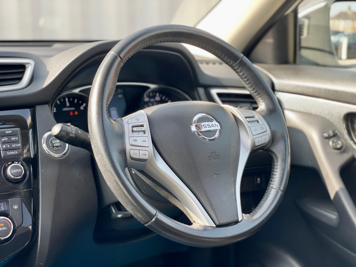 Used Nissan X-Trail for sale - 77993709: Photo 45