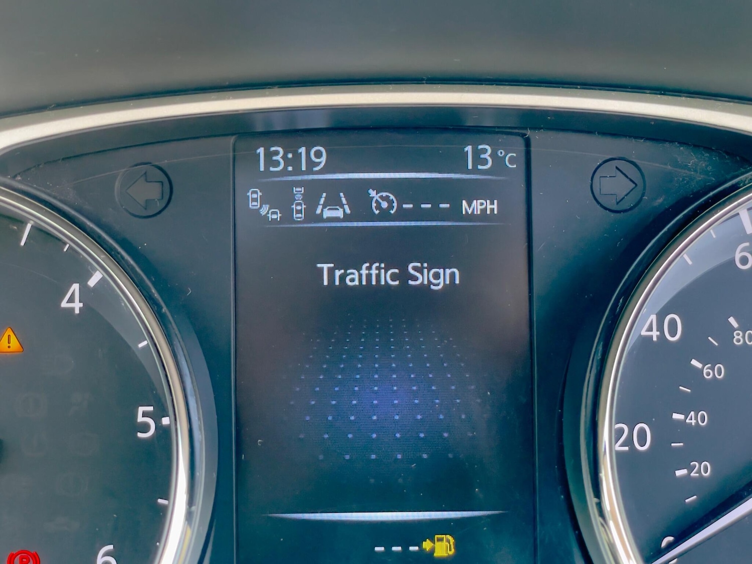 Used Nissan X-Trail for sale - 77993709: Photo 51