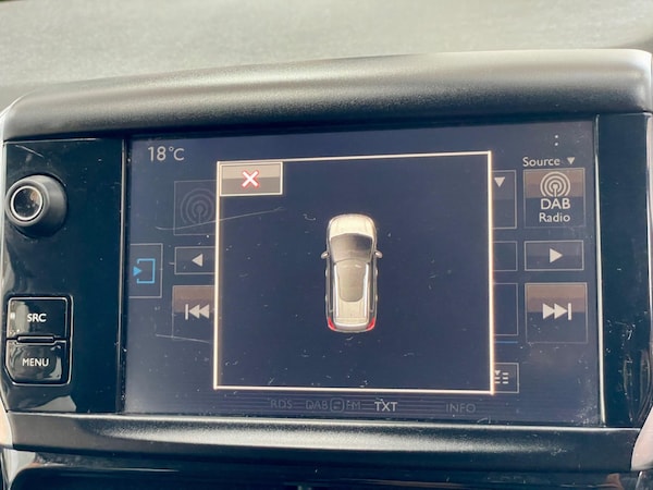 Used Peugeot 2008 2016 for sale - 74945799: Photo 10