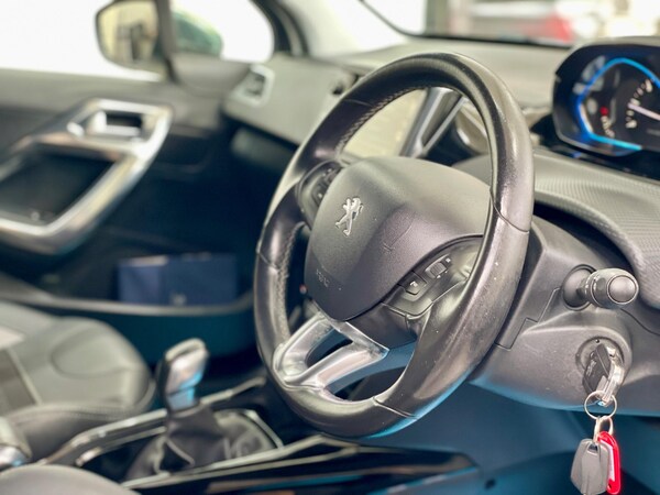 Used Peugeot 2008 2016 for sale - 74945799: Photo 35