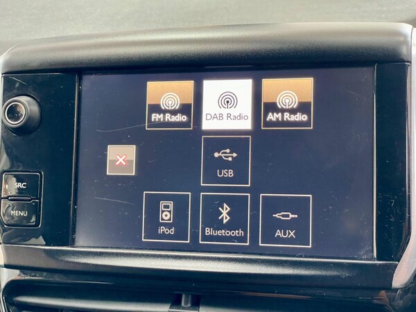 Used Peugeot 2008 2016 for sale - 74945799: Photo 47