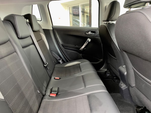 Used Peugeot 2008 2016 for sale - 74945799: Photo 8
