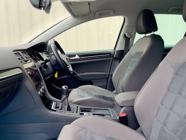Used Volkswagen Golf 2019 for sale - 76246596: Photo 43