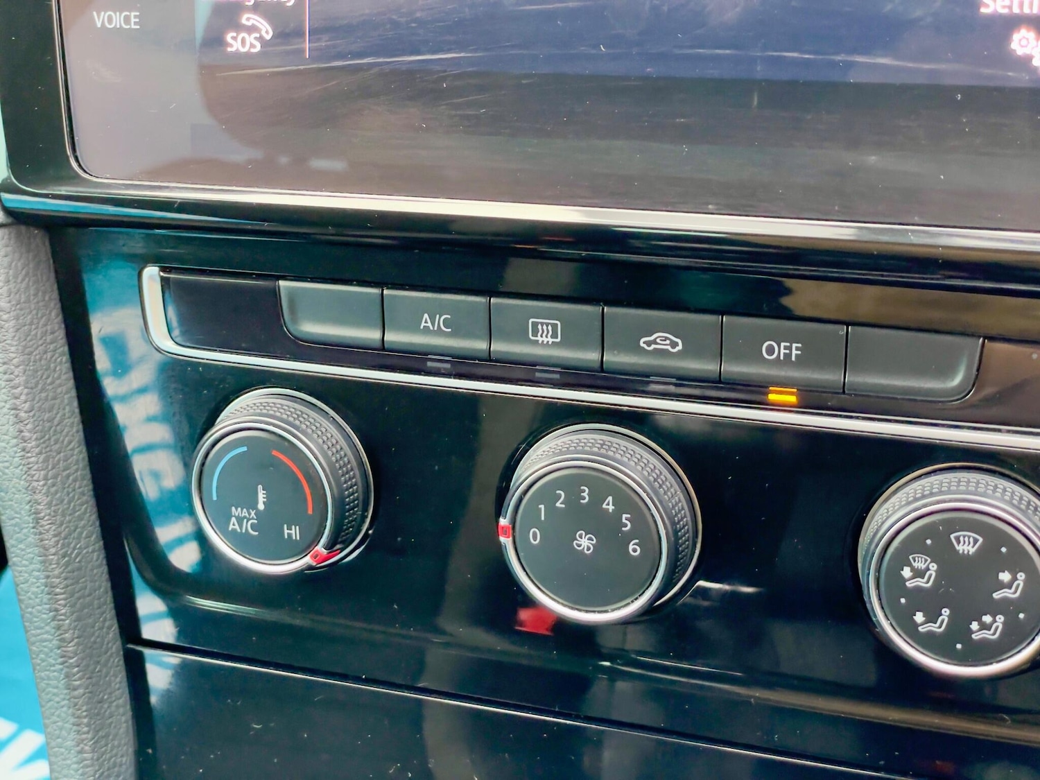 Used Volkswagen Golf 2019 for sale - 76246596: Photo 56