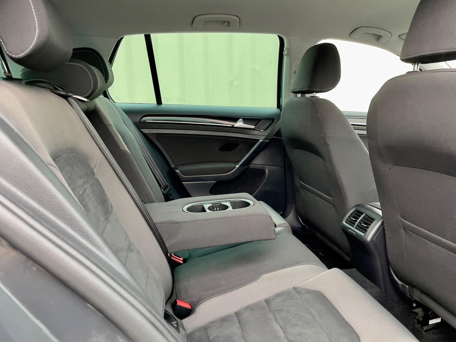 Used Volkswagen Golf 2019 for sale - 76246596: Photo 8