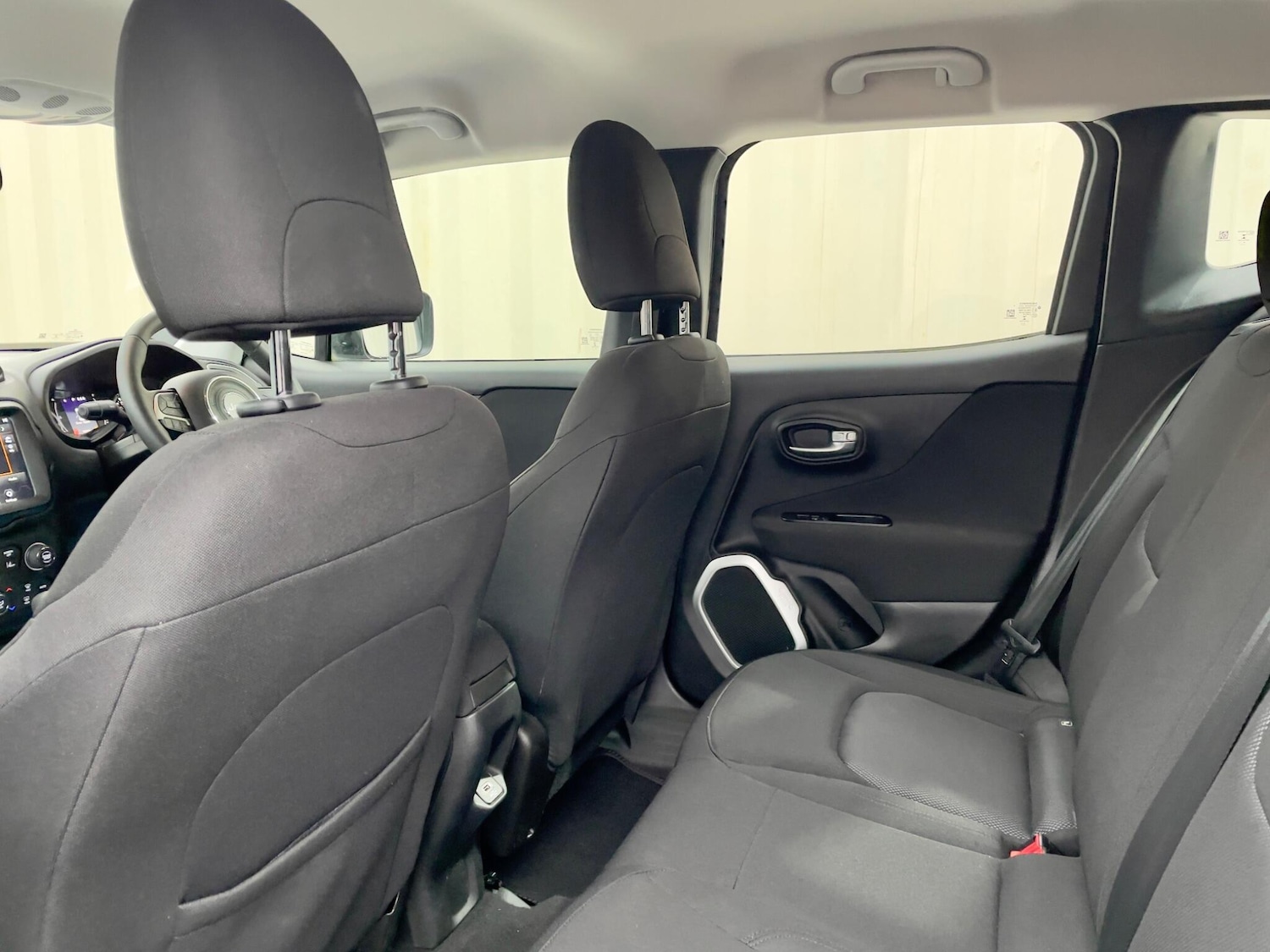 Used Jeep Renegade 2020 for sale - 77331531: Photo 37