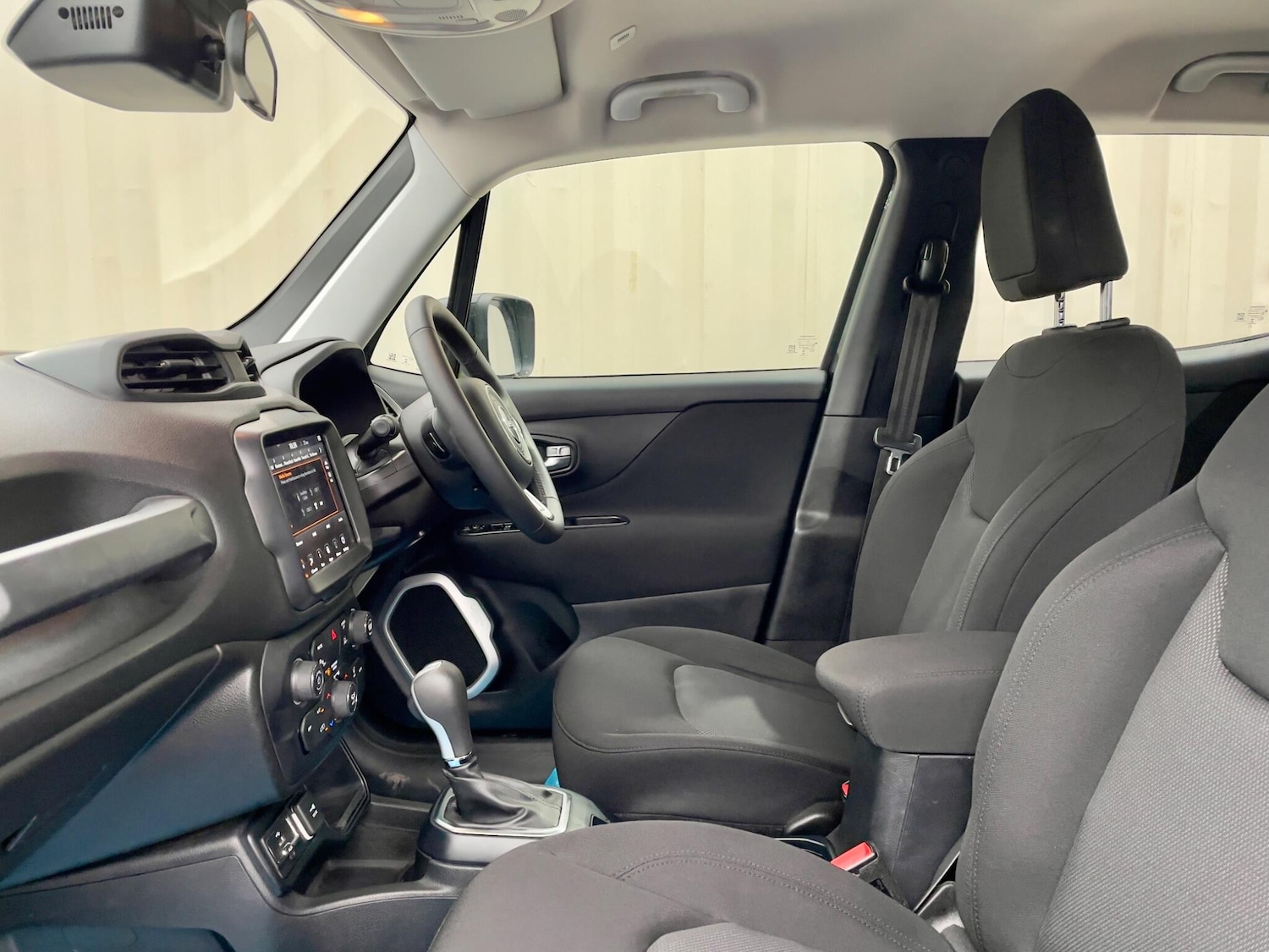 Used Jeep Renegade 2020 for sale - 77331531: Photo 41