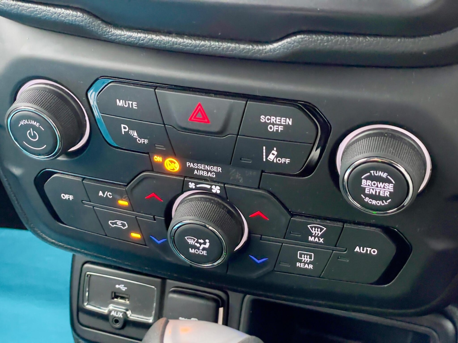 Used Jeep Renegade 2020 for sale - 77331531: Photo 51