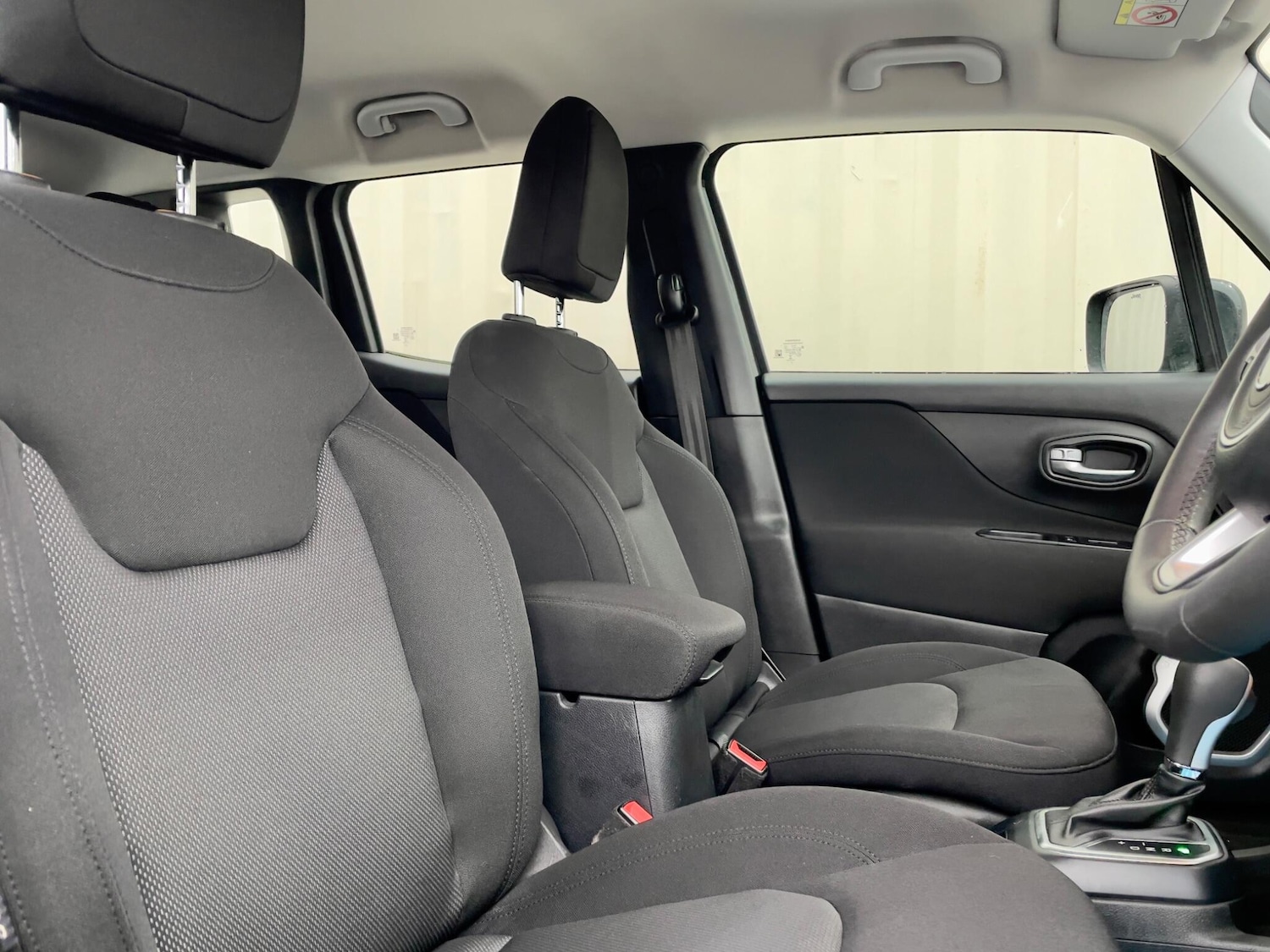 Used Jeep Renegade 2020 for sale - 77331531: Photo 7