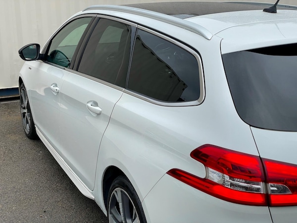 Used Peugeot 308 SW 2018 for sale - 76270984: Photo 13
