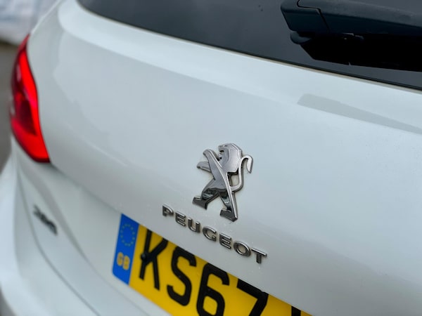 Used Peugeot 308 SW 2018 for sale - 76270984: Photo 22