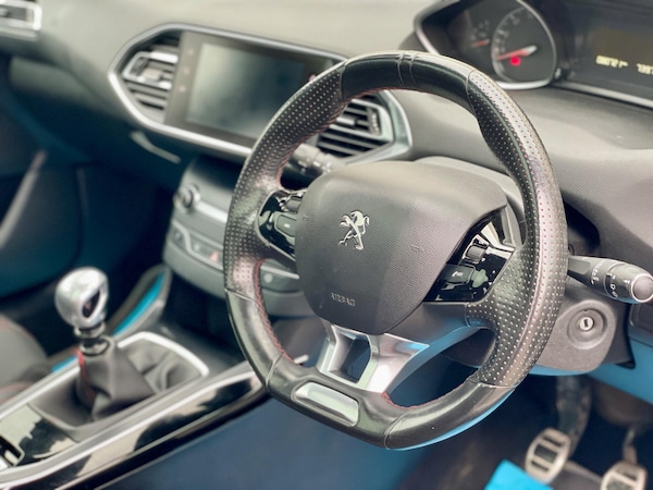 Used Peugeot 308 SW 2018 for sale - 76270984: Photo 34