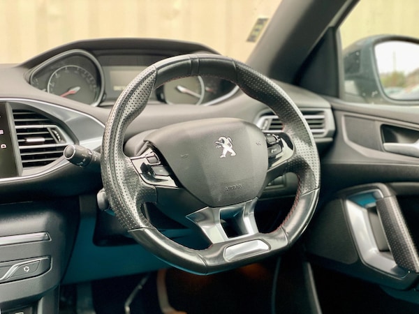 Used Peugeot 308 SW 2018 for sale - 76270984: Photo 40